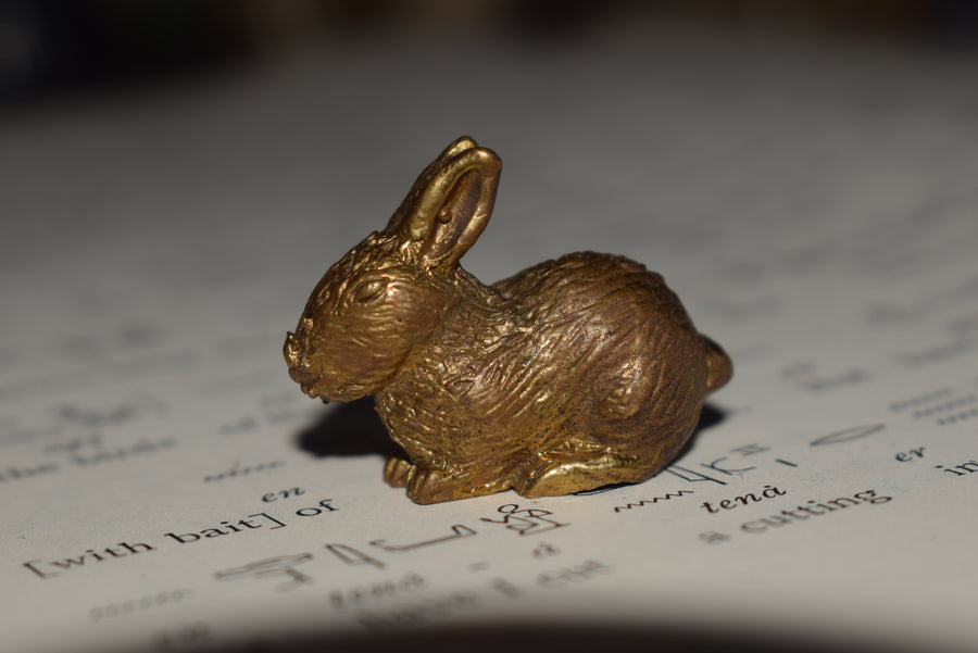 Mini Solid Bronze Sitting Hare Ornament