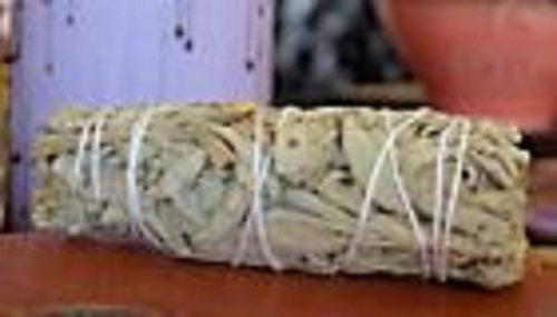 Ethically Sourced Californian White Sage Smudge Stick with Purifying Pack