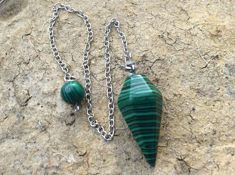 Green Malachite Pendulum for Dowsing and Divination